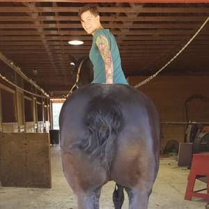 Meet your Posher, Shannon